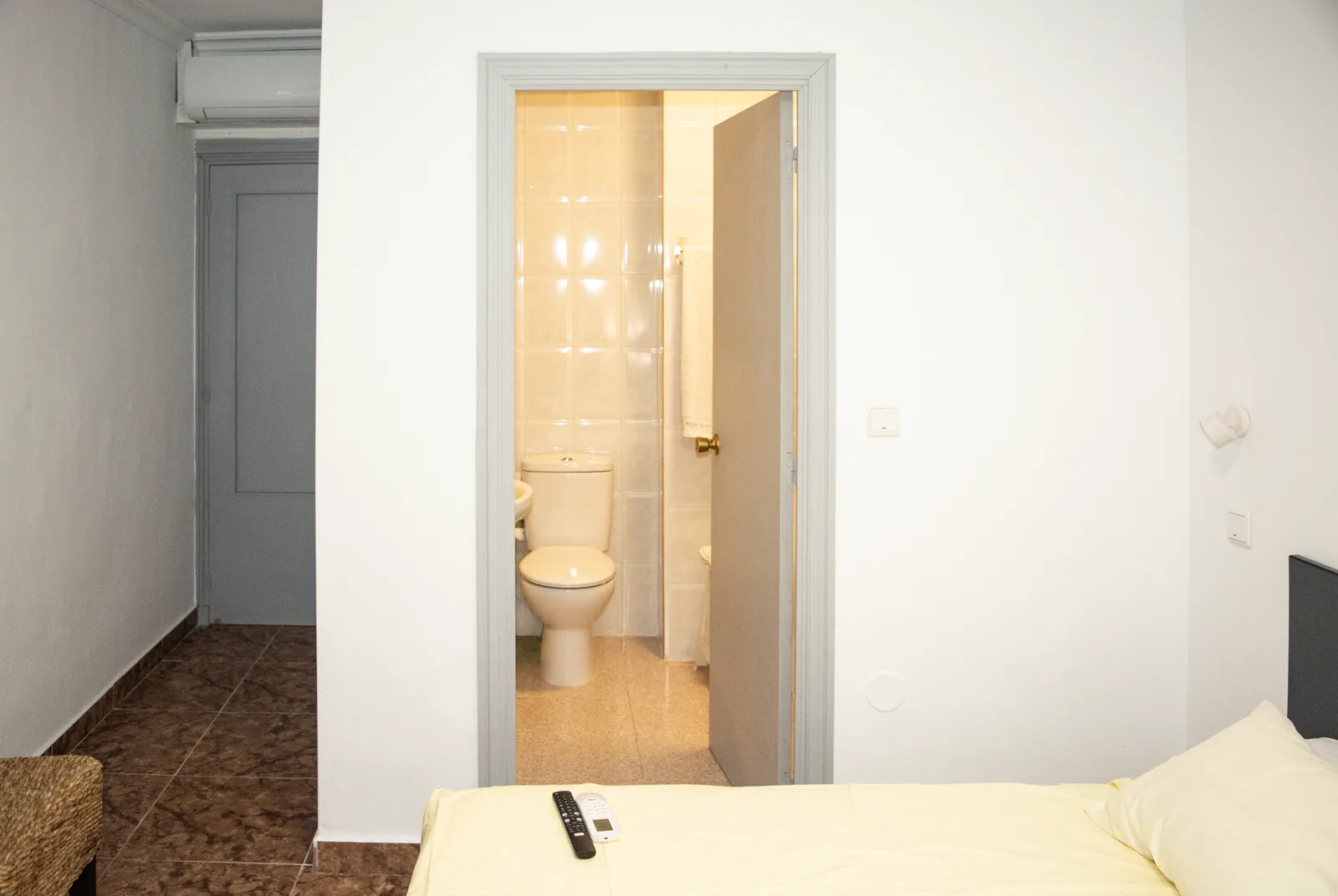 Habitación 106 con vista al baño integrado